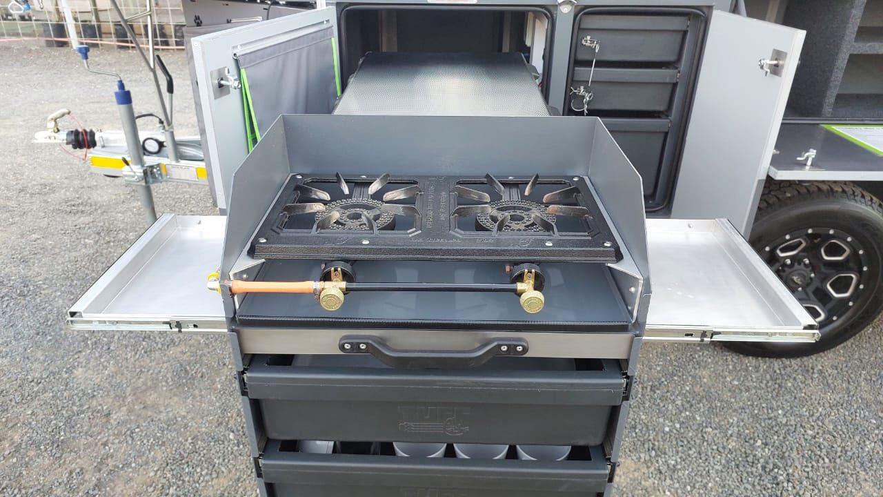 Shumba 4 Max two-plate gas stove